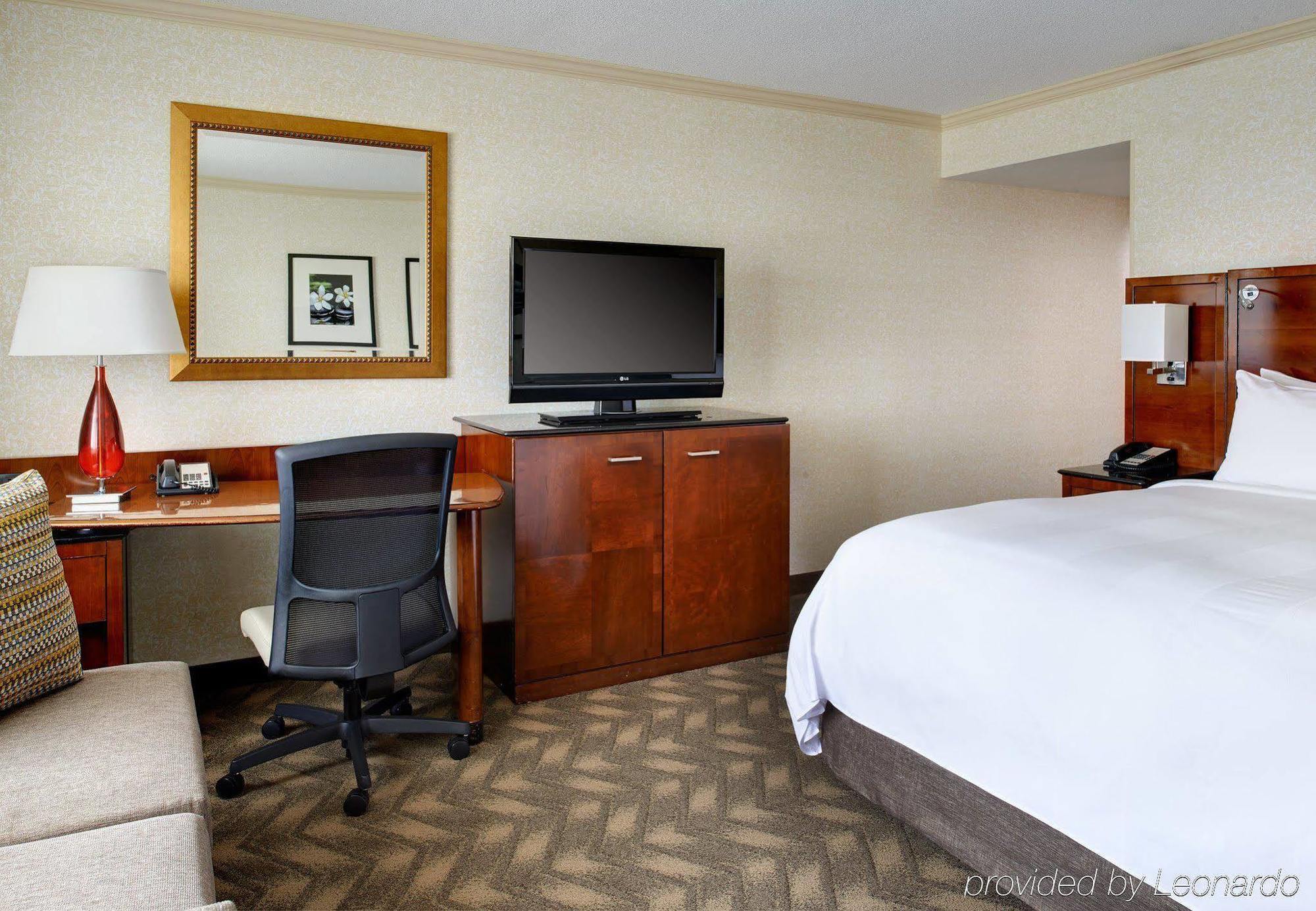 ดีทรอยต์ แมริออท ทรอย Hotel ภายนอก รูปภาพ