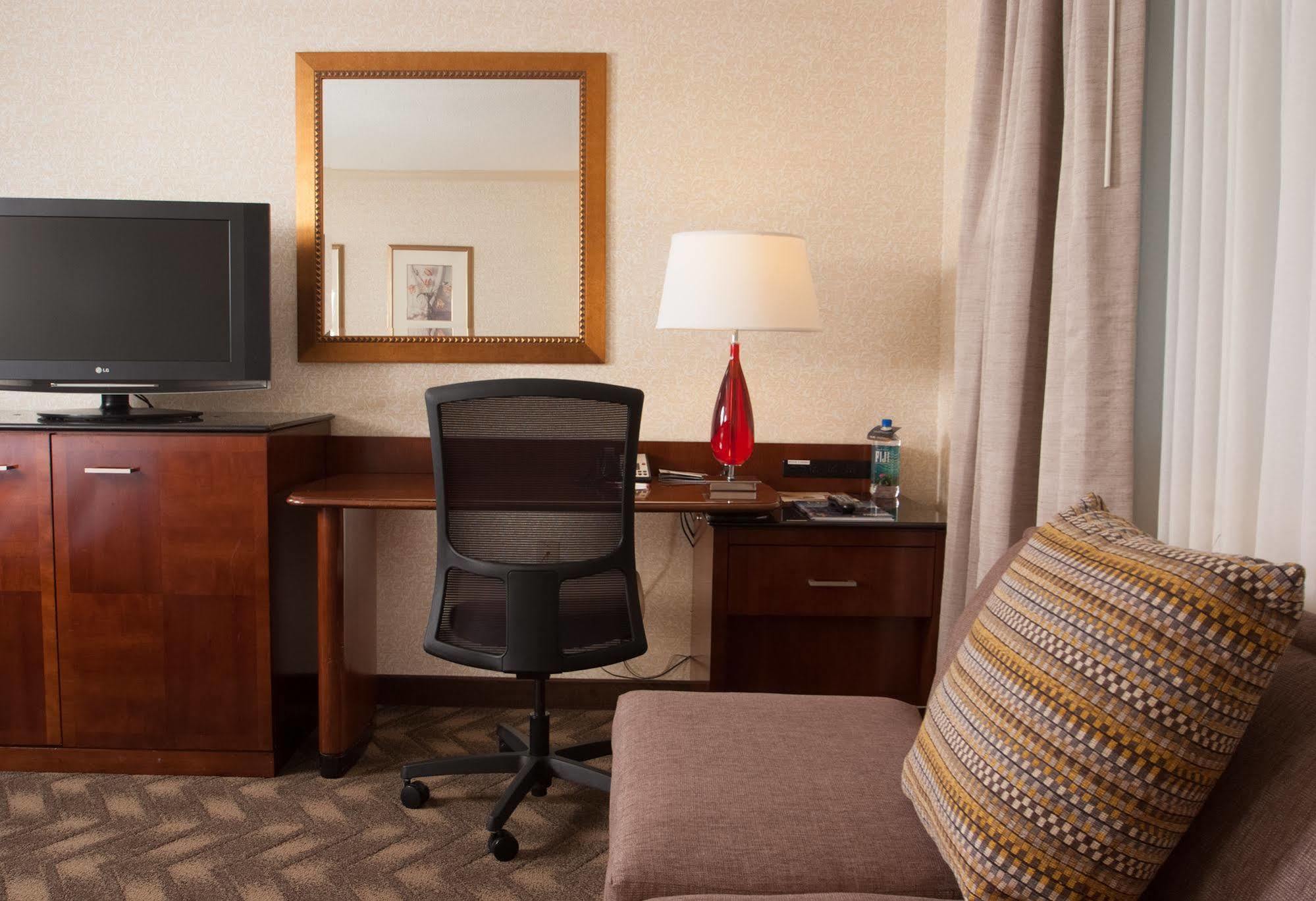 ดีทรอยต์ แมริออท ทรอย Hotel ภายนอก รูปภาพ